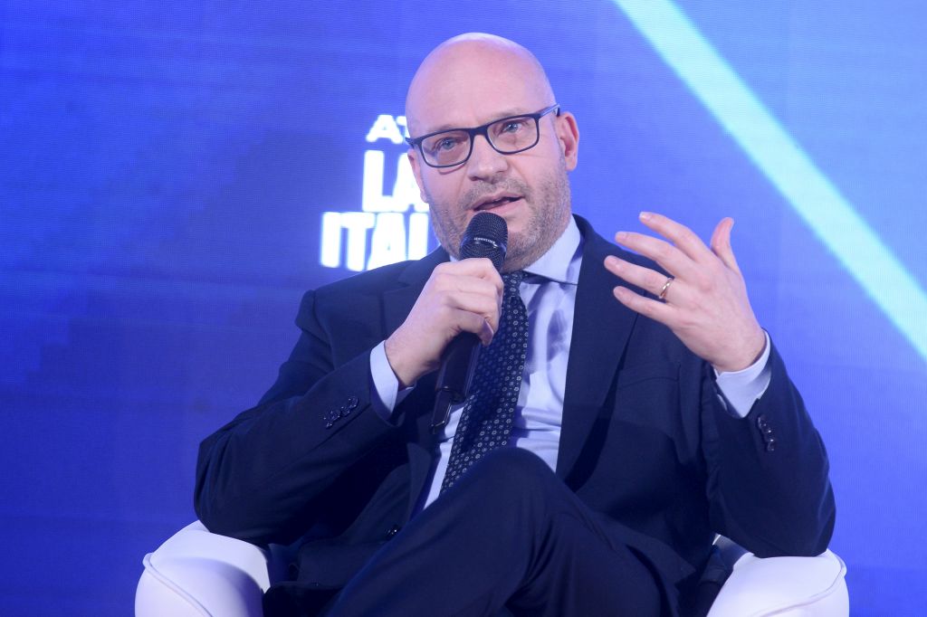  Il Presidente della Camera dei deputati, Lorenzo Fontana, ha inviato un messaggio alla Fondazione S.O.S.- Il Telefono Azzurro, in occasione della Giornata internazionale dei bambini scomparsi