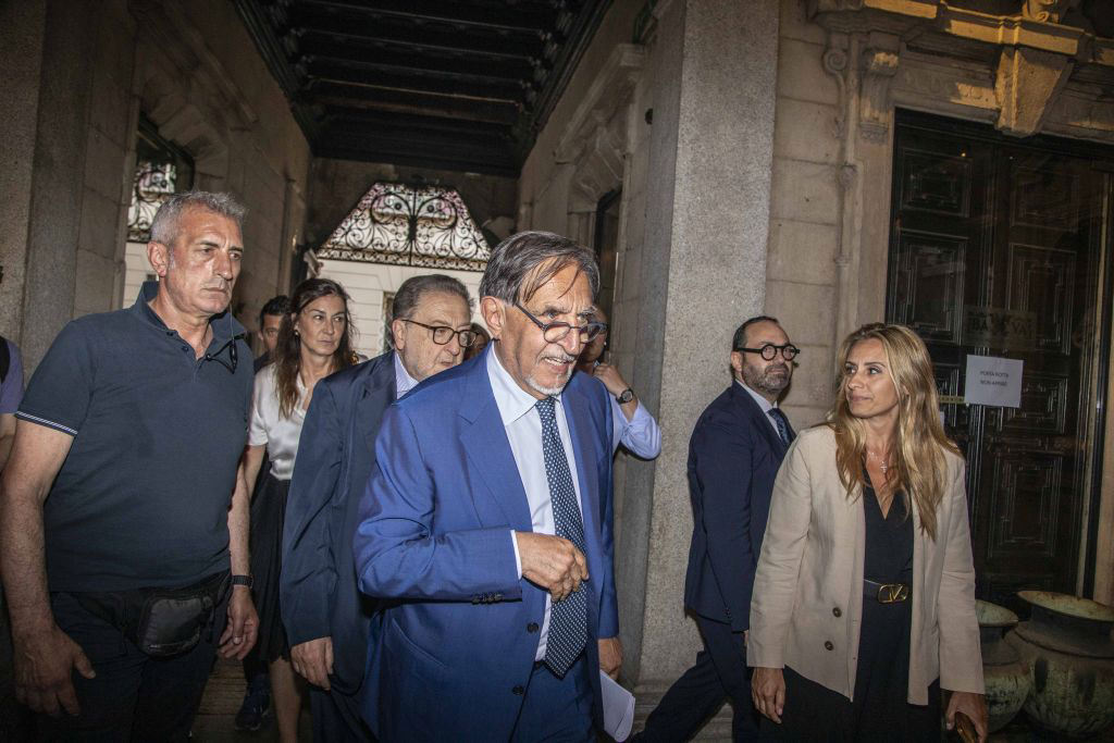 Il presidente del Senato, Ignazio la Russa, a margine della presentazione a Milano della biografia di Donald Trump, realizzata dall'ex ministro Gennaro Sangiuliano