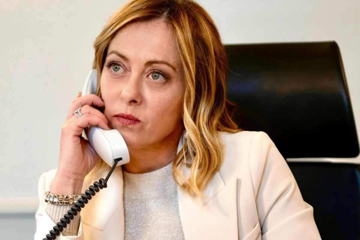 la presidente del Consiglio, Giorgia Meloni, ha convocato d'urgenza e presieduto una conferenza telefonica