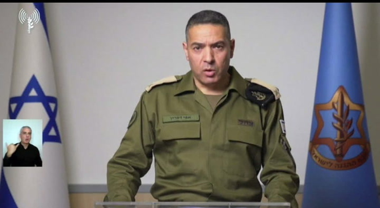 Il portavoce delle Forze di difesa israeliane (Idf), Effie Defrin, ha dichiarato che le Idf hanno "pienamente raggiunto tutti gli obiettivi determinati prima dell'attacco all'Iran del 13 giugno scorso"